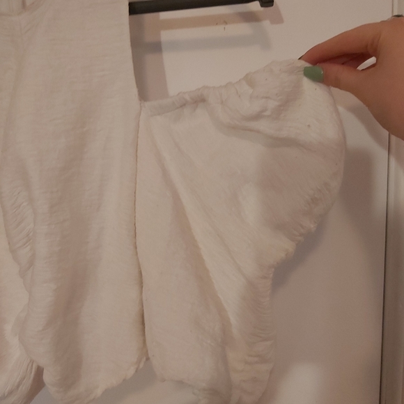 Top - Picture 2 of 4